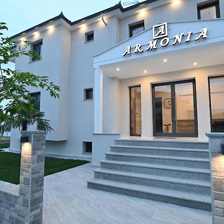 Armonia Luxury Suites Nea Vrasna Exterior photo