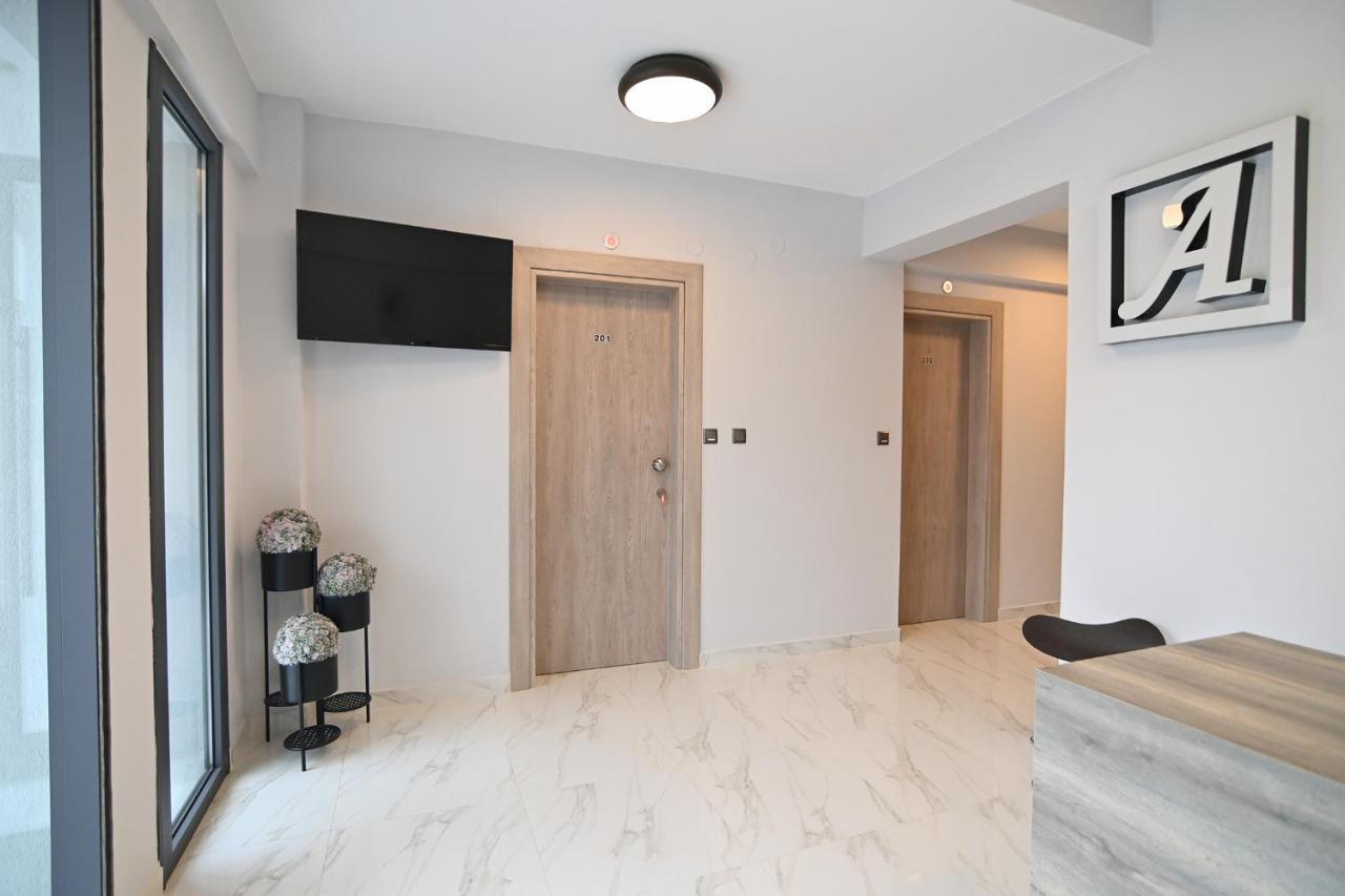 Armonia Luxury Suites Nea Vrasna Exterior photo