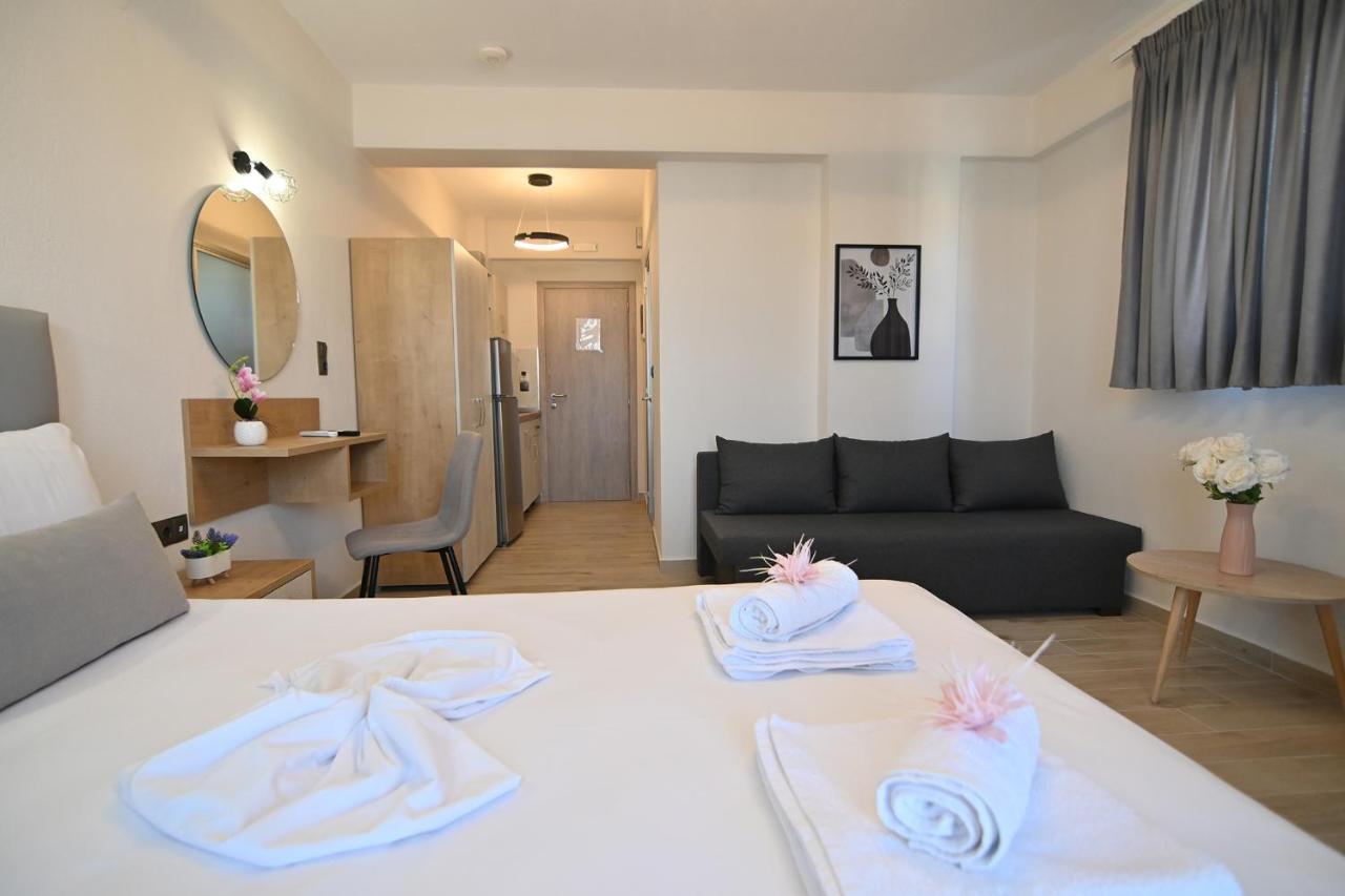 Armonia Luxury Suites Nea Vrasna Exterior photo