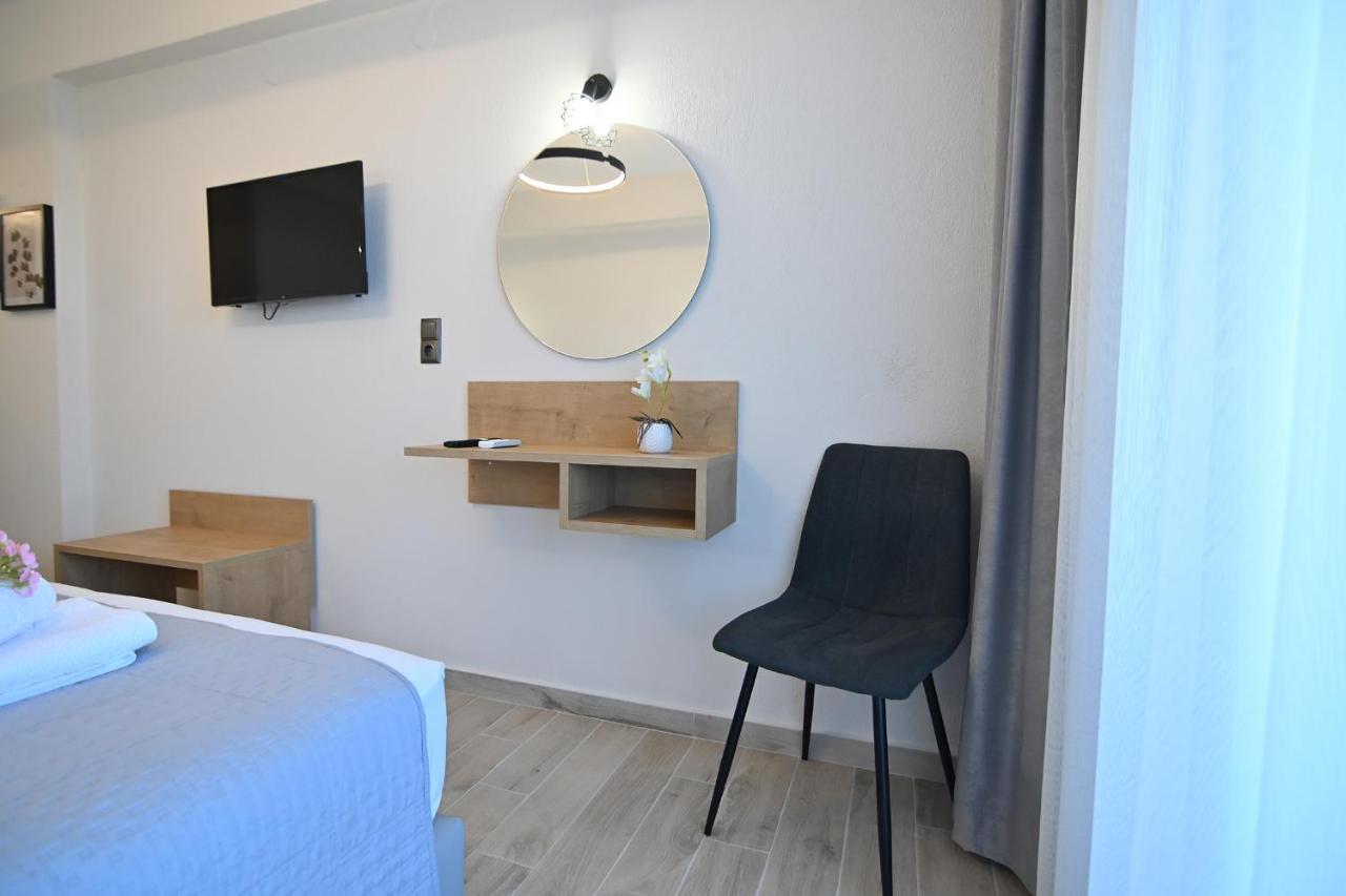 Armonia Luxury Suites Nea Vrasna Exterior photo